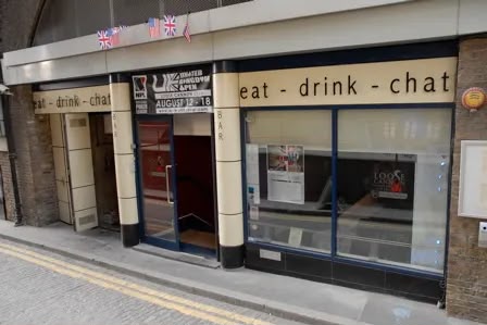 The Loose Cannon club frontage: eat, drink, chat